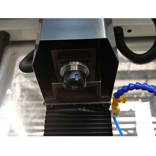 FRESADORA-CNC-XK7113C-2