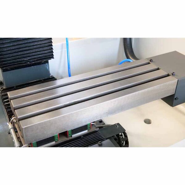 FRESADORA-CNC-XK7113C-3