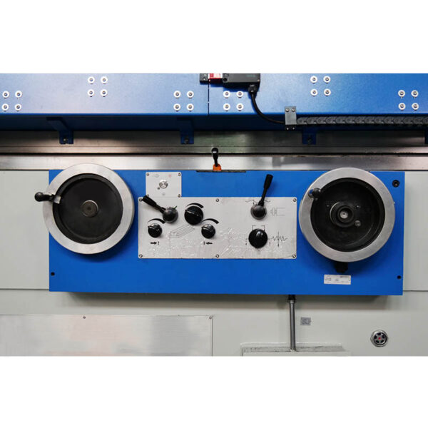 MÁQUINA-DE-RETIFICAÇÃO-CILÍNDRICA-M1432Bx1500-3