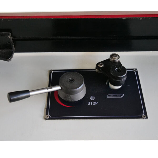 MÁQUINA-DE-RETIFICAÇÃO-DE-SUPERFÍCIES-SGA-3063AHR-6