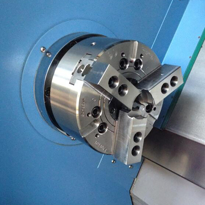 TORNO-CNC-DE-BANCADA-INCLINADA-CK32L-2