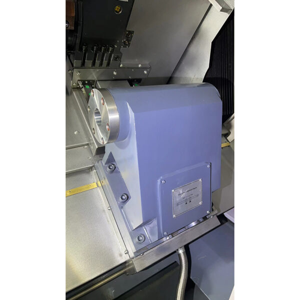 TORNO-CNC-DE-BANCADA-INCLINADA-SWL8H-2
