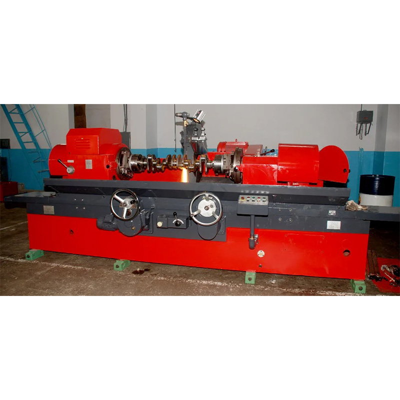 MÁQUINA-DE-RETÍFICA-DE-VIRABREQUIM-MQ8260A-2