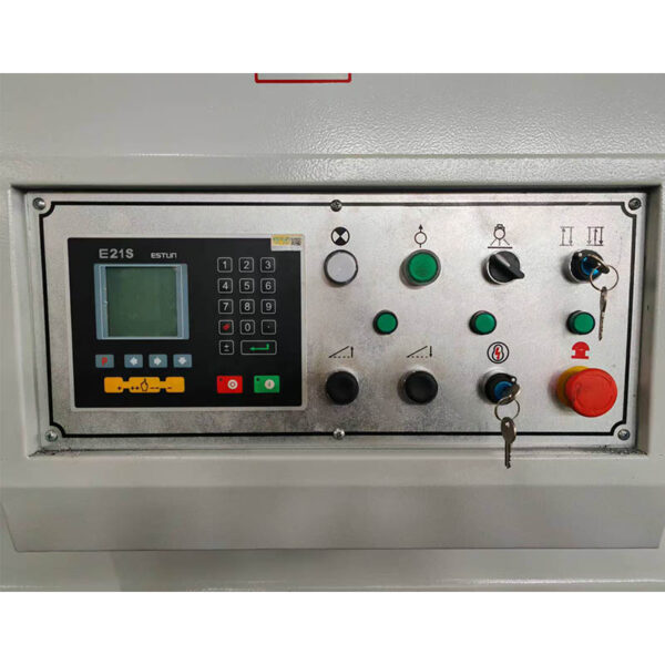 QC11Y-10X3200-CNC-Guilhotina-Hidráulica-3