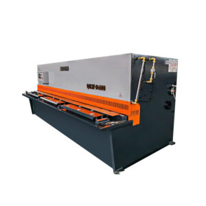 QC12Y-8x4000-Máquina-de-Corte-Hidráulica-de-Viga-Giratória-1