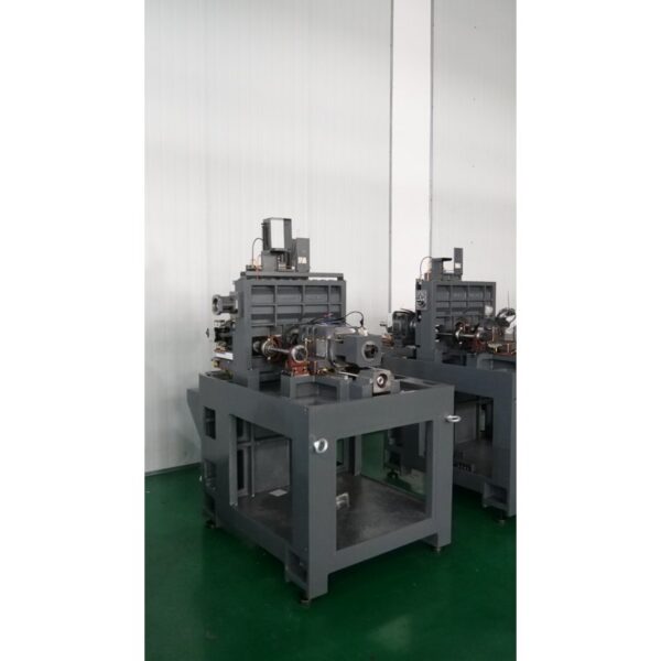 Torno CNC YB385 de alta Precisão Estilo Suíço - Perfeito para Maquinação de Peças Pequenas e Complexas - Image 8