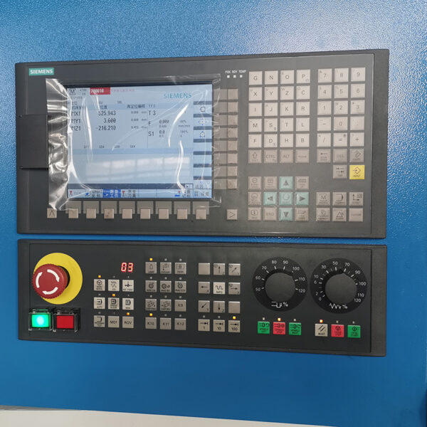 XK7136-Fresadora-CNC-de-3-Eixos-e-4-Eixos-04