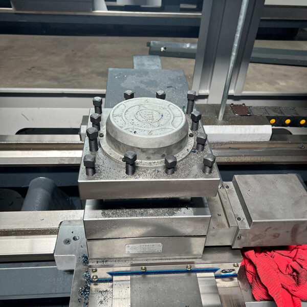 Cnc-QK1319x1500-Máquina-de-Torneamento -para-Roscas-de-Tubos-3