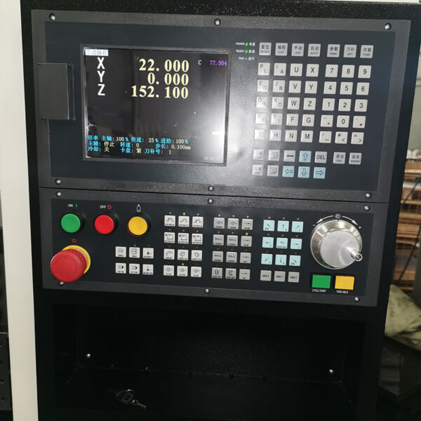 M42-I-Torno-CNC-Multifuncional-para-Torneamento-e-Fresagem-de-Componentes-Metálicos-Industriais-de-Fornecedor-Confiável-2