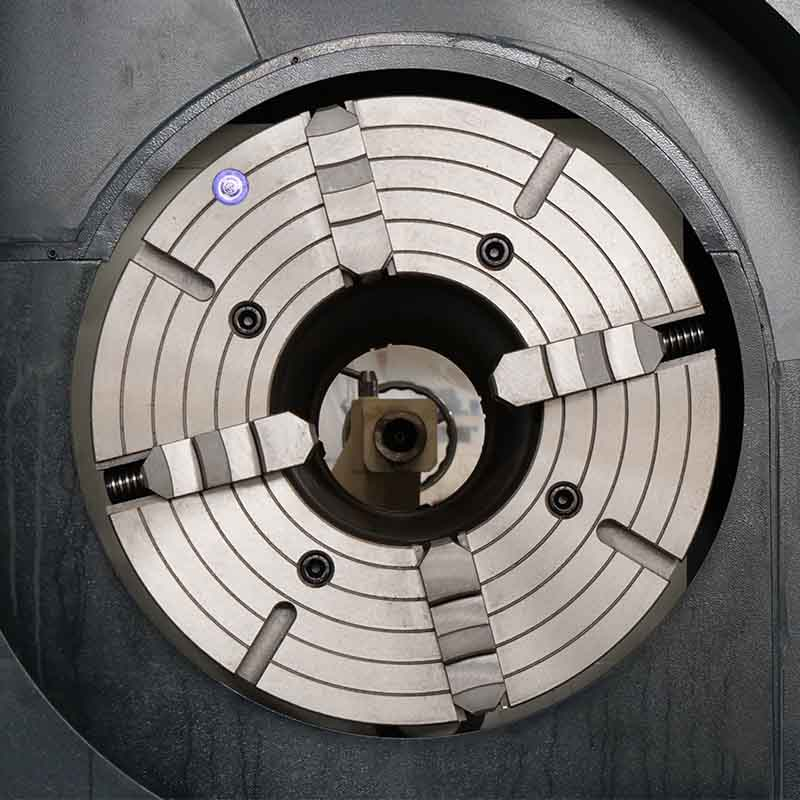 Máquina-de-Rosqueamento-de-Tubos-CNC-QK1322-3