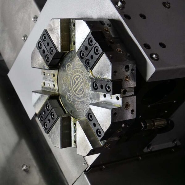 Máquina-de-Torno-Automática-CK50L750-com-Controlador-Cnc-de-Cama -Inclinada-2