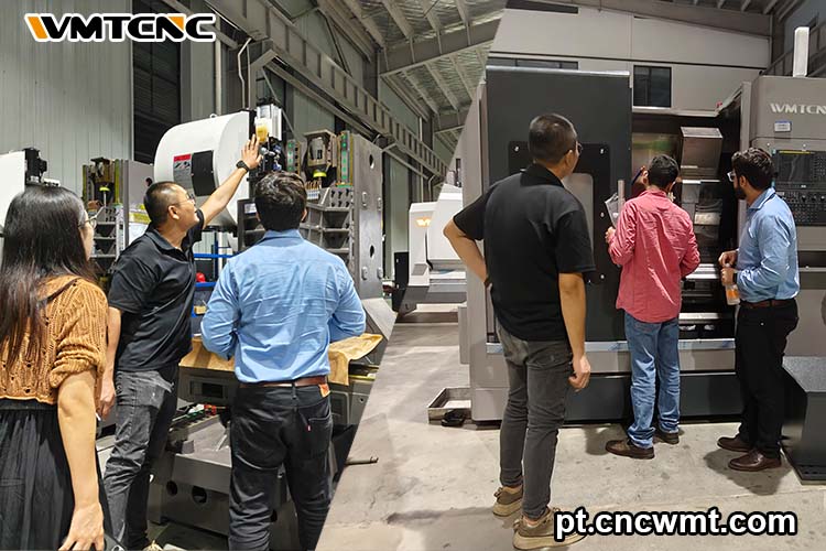 A-Equipa-Técnica-Profissional-da-WMTCNC-Oferece-Soluções-Personalizadas